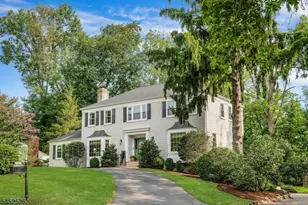 5 Oechsner Ct, Berkeley Heights Township, NJ 07922 - Photo 2