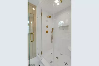 5 Oechsner Ct, Berkeley Heights Township, NJ 07922 - Photo 22