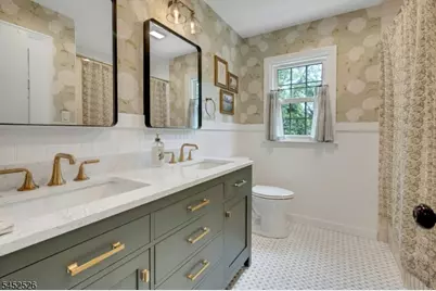 5 Oechsner Ct, Berkeley Heights Township, NJ 07922 - Photo 26