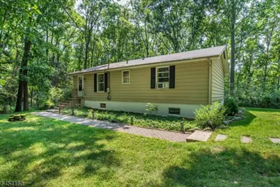 914 Aspen Dr, Stillwater, NJ 07860 - Photo 2