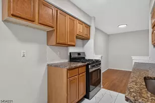 765 Vose Ave, Orange, NJ 07050 - Photo 10