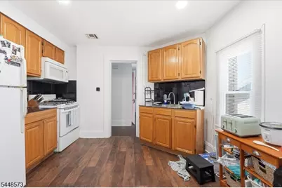 274 Crawford Ter #2, Union Township, NJ 07083 - Photo 4