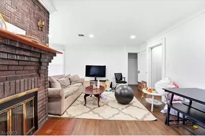 274 Crawford Ter #2, Union Township, NJ 07083 - Photo 2