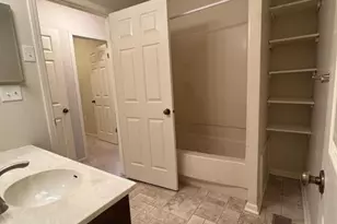 42 Burlington Ct, Hamburg, NJ 07419 - Photo 30