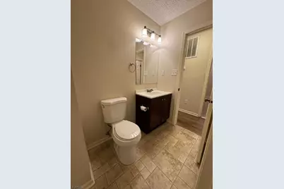42 Burlington Ct, Hamburg, NJ 07419 - Photo 28