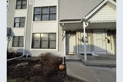 42 Burlington Ct, Hamburg, NJ 07419 - Photo 1