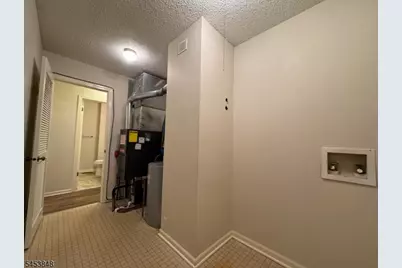 42 Burlington Ct, Hamburg, NJ 07419 - Photo 38