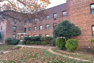 16 Roosevelt Pl, Montclair, NJ 07042 - Photo 2