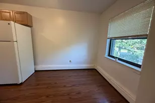 16 Roosevelt Pl, Montclair Twp., NJ 07042 - Photo 4