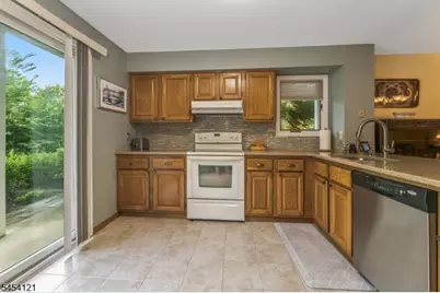 101 Westchester Ter, Clinton Township, NJ 08801 - Photo 12