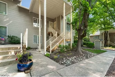 101 Westchester Ter, Clinton Township, NJ 08801 - Photo 2