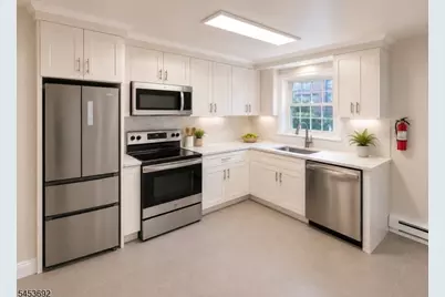 206 Main St #A, Millburn, NJ 07041 - Photo 2