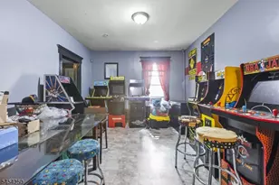 42 Mead St, Newark, NJ 07106 - Photo 6