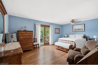 32 W Lakeview Trl, Jefferson Township, NJ 07885 - Photo 8