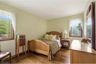 32 W Lakeview Trl, Jefferson Township, NJ 07885 - Photo 14