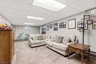 32 W Lakeview Trail, Jefferson Township, NJ 07885 - Photo 28