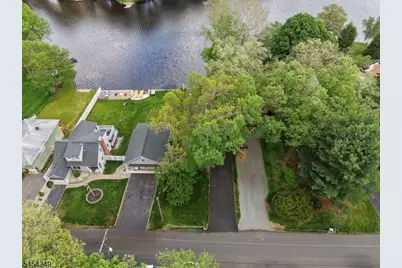 32 W Lakeview Trl, Jefferson Township, NJ 07885 - Photo 18