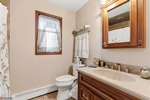 32 W Lakeview Trail, Jefferson Township, NJ 07885 - Photo 24