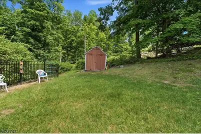 1 Woodlawn Rd, Sparta Township, NJ 07871 - Photo 28