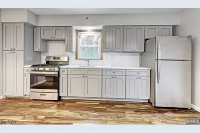 24 Horton Ave #2, Hawthorne, NJ 07506 - Photo 4
