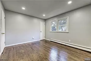 24 Horton Ave, Hawthorne, NJ 07506 - Photo 8
