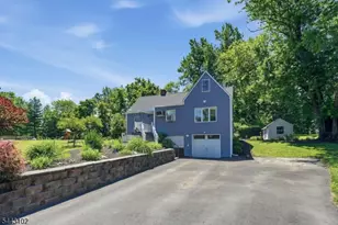 81 Sergeantsville Rd, Raritan Township, NJ 08822 - Photo 2