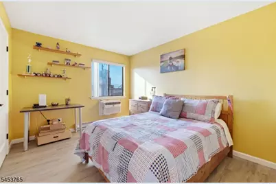 250 Grant Ave #5, Lyndhurst Township, NJ 07071 - Photo 20