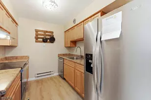 250 Grant Ave, Lyndhurst Township, NJ 07071 - Photo 14