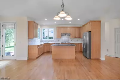 5 Alvamar Ct, Montgomery Township, NJ 08558 - Photo 8