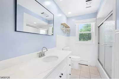 33 Beverly Rd, West Caldwell, NJ 07006 - Photo 22