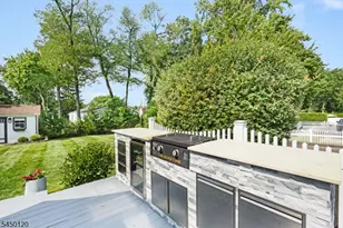 33 Beverly Rd, West Caldwell, NJ 07006 - Photo 28