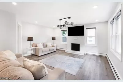 33 Beverly Rd, West Caldwell, NJ 07006 - Photo 4