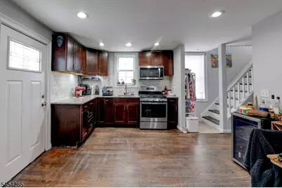 188 Pennington St, Newark, NJ 07105 - Photo 2