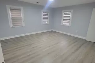 12 Thomas St, Newark, NJ 07114 - Photo 8