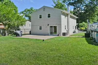 121 Leland Trl, Hopatcong, NJ 07843 - Photo 34