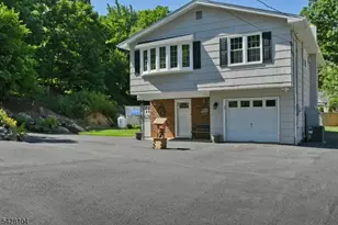 121 Leland Trail, Hopatcong, NJ 07843 - Photo 1
