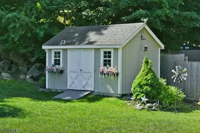 121 Leland Trl, Hopatcong, NJ 07843 - Photo 40