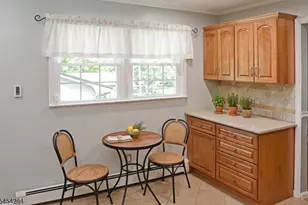 121 Leland Trail, Hopatcong, NJ 07843 - Photo 4