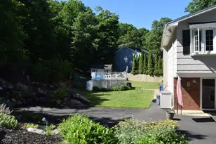 121 Leland Trail, Hopatcong, NJ 07843 - Photo 20