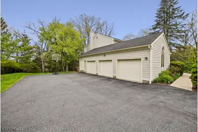 11 Hawthorne Ct, Morris Township, NJ 07960 - Photo 46