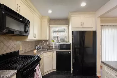 409 Victor St, Scotch Plains Township, NJ 07076 - Photo 12