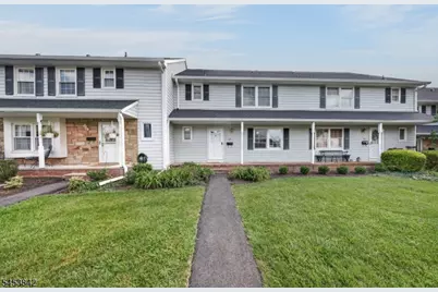 103 Columbia Cmn, Hillsborough Township, NJ 08844 - Photo 2
