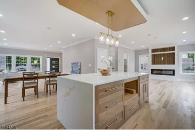 55 Long Hill Dr, Clifton, NJ 07013 - Photo 6