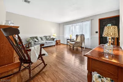 20 Thompson Ave, Woodbridge Township, NJ 08863 - Photo 8
