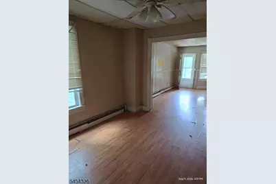 21 Hanover St, Phillipsburg, NJ 08865 - Photo 10