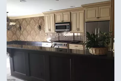 825 Riverside Ave #106, Lyndhurst Township, NJ 07071 - Photo 12