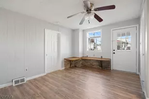 241 E Central Ave, Alpha, NJ 08865 - Photo 10