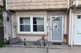 172 Roosevelt Ave F, Carteret, NJ 07008 - Photo 2