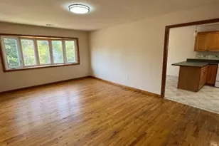 1386 Lower Rd, Elizabeth, NJ 07208 - Photo 2