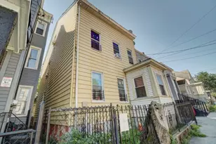 39 Hillman St, Paterson, NJ 07522 - Photo 2